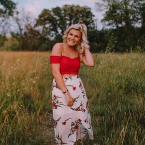 Meet your Posher, Brooke